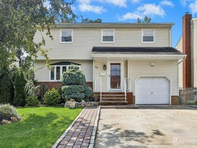 House for sale in Hazelton, Woodbridge Township