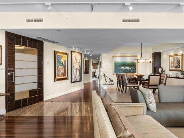 Condo for sale in Aventura