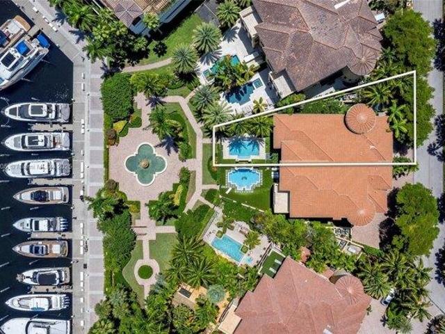 House for sale in Aventura, Florida