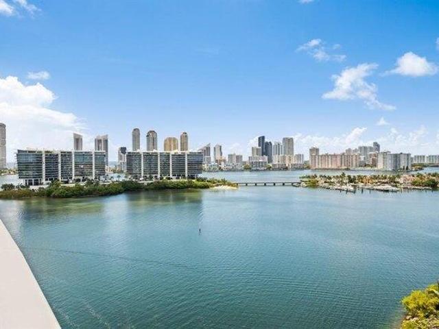 Condo for sale in Aventura, Florida