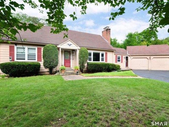 House for sale in Avon, Connecticut