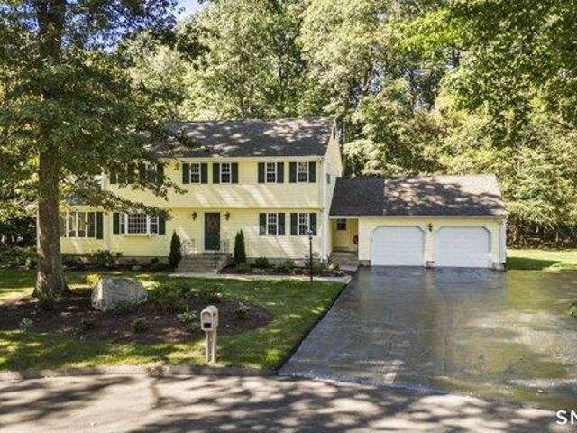 House for sale in Avon, Capitol Planning Region