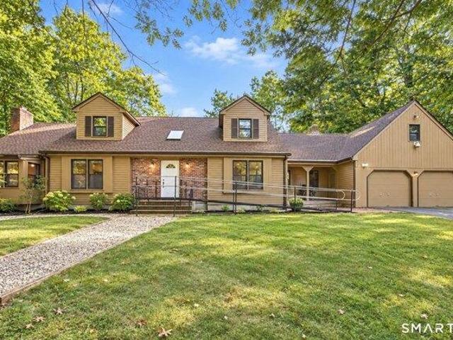 House for sale in Avon, Capitol Planning Region