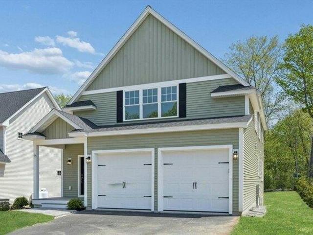 House for sale in Ayer, Massachusetts