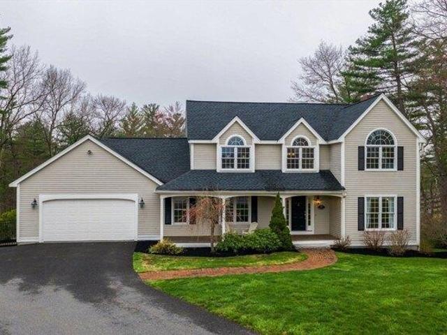 House for sale in Ayer, Massachusetts