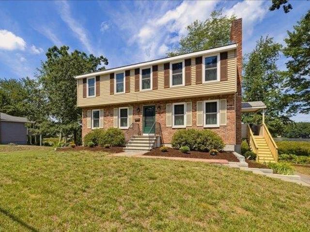 House for sale in Ayer, Middlesex County