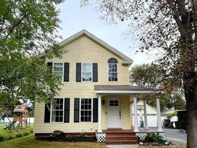 House for sale in Ayer, Middlesex County