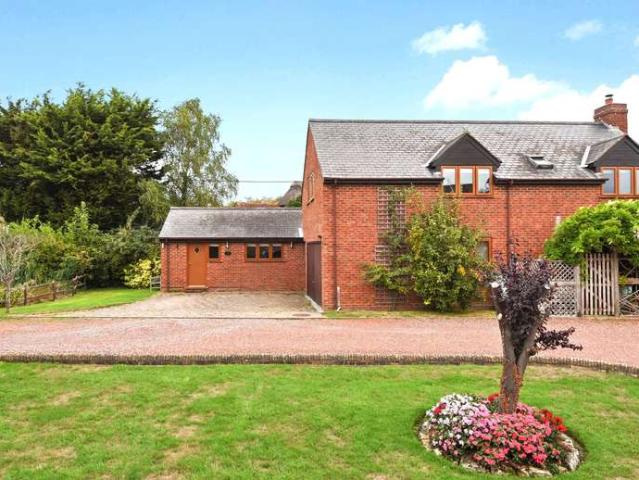 Land for sale in Quainton