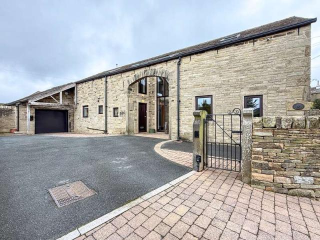 Land for sale in Holme Valley, Upperthong