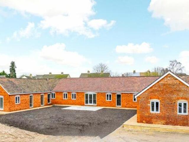 House for sale in Evershot, Oxfordshire