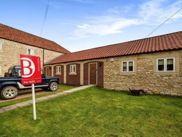 House for sale in Arksey, South Yorkshire