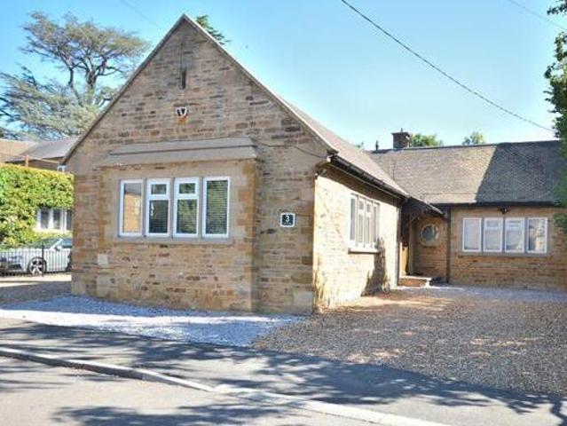 House for sale in Northampton, Northamptonshire