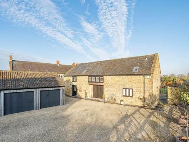 House for sale in Ilminster, Somerset