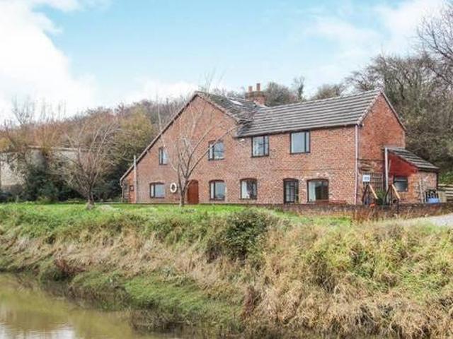 House for sale in Lancashire