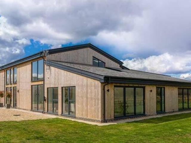 House for sale in Buckinghamshire, England