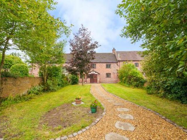 House for sale in Lyons, Greater London