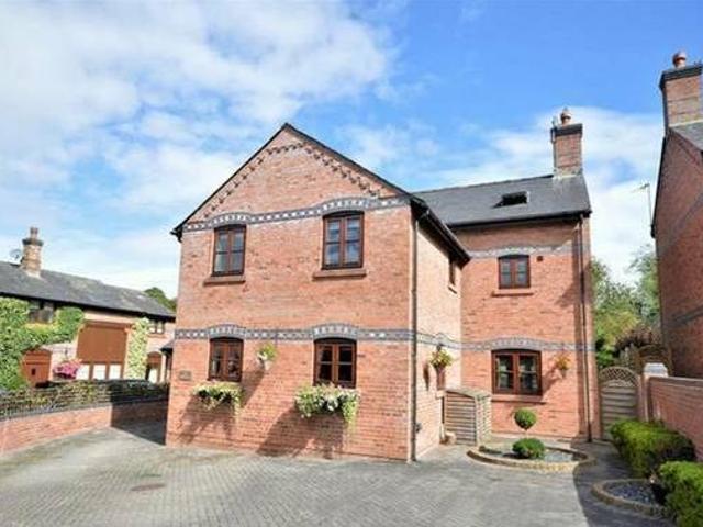 House for rent in Lyons, Greater London