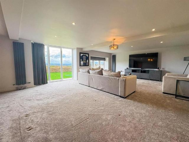 House for rent in Marsh, Lindley