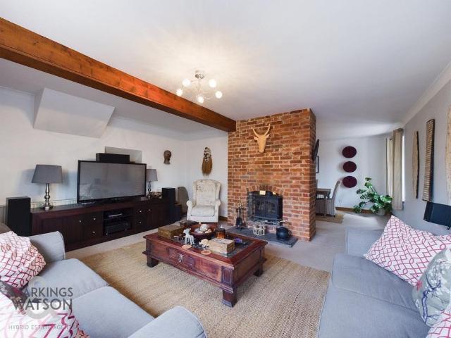 House for rent in Lakenham, East Bank