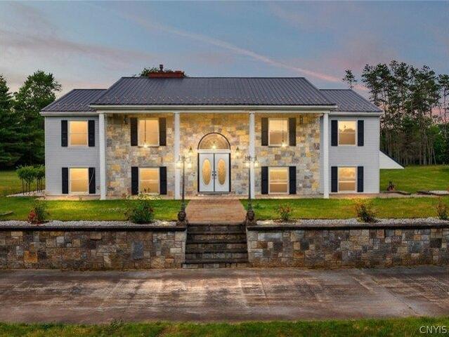 House for sale in Oneida, New York