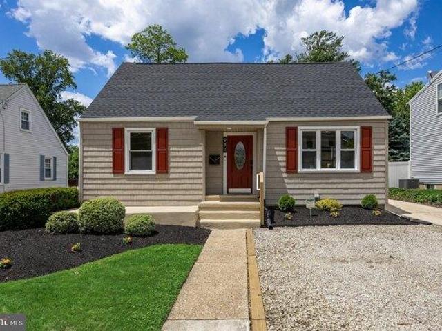 House for sale in Barrington, New Jersey