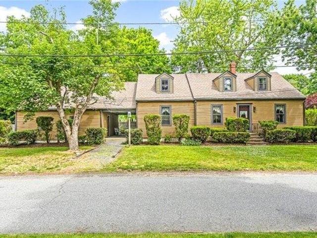 House for sale in Barrington, Rhode Island