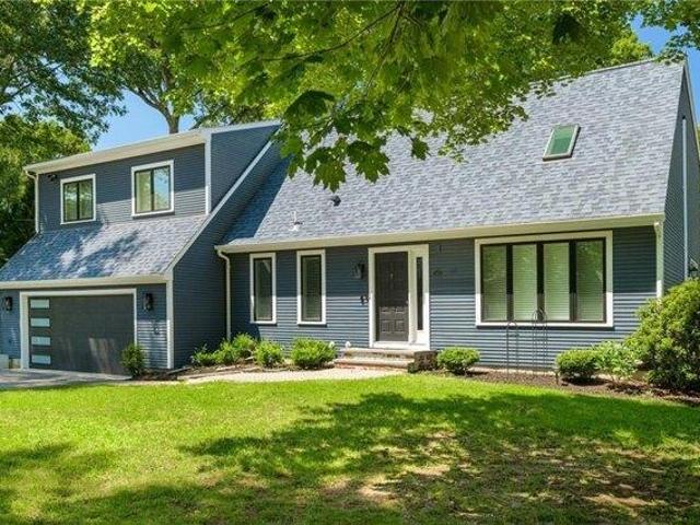 House for sale in Barrington, Rhode Island