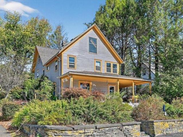 House for sale in New York