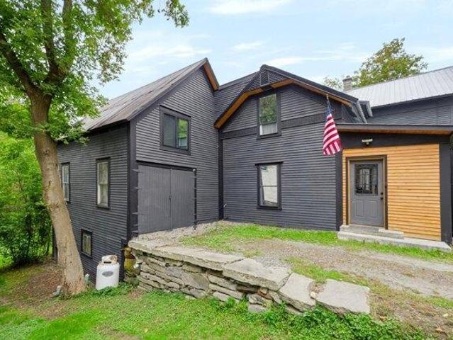 House for sale in Crystal Lake Falls Historic District, Barton