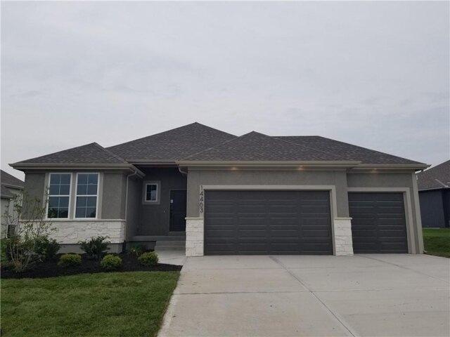 House for sale in Basehor, Kansas