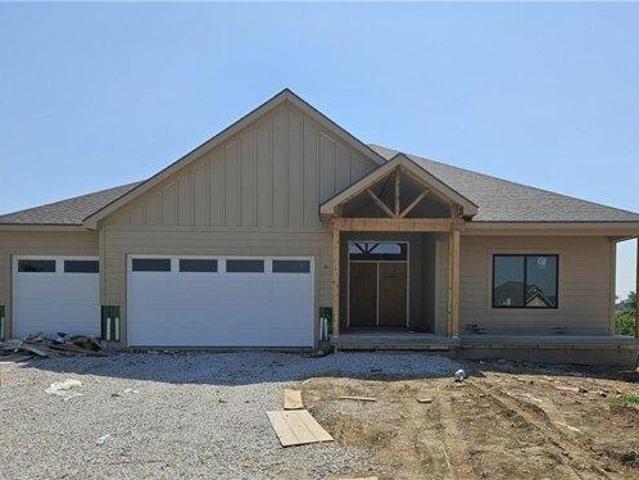 House for sale in Basehor, Kansas