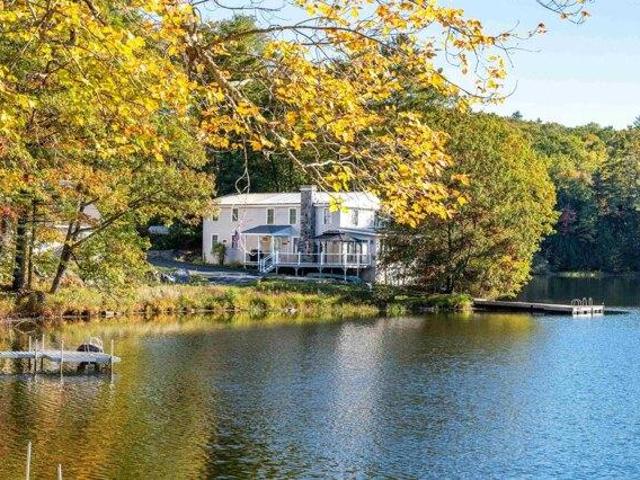 House for sale in New Hampshire