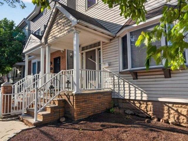 House for sale in Hudson, New Jersey