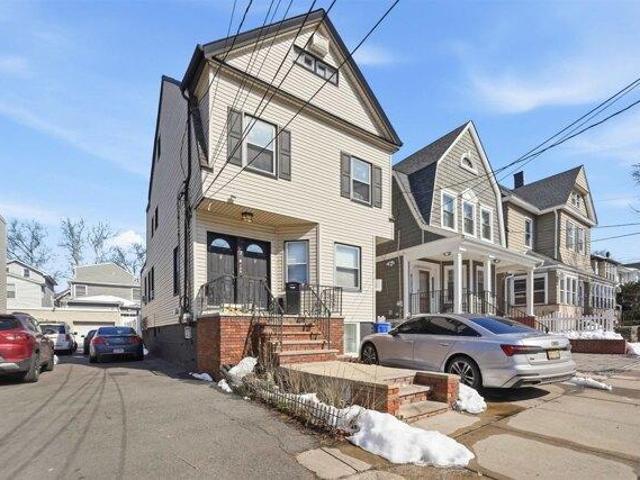 House for sale in Hudson, New Jersey