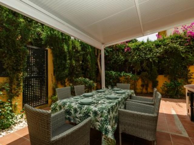 Casa en alquiler en Rícmar, Costa del Sol Occidental