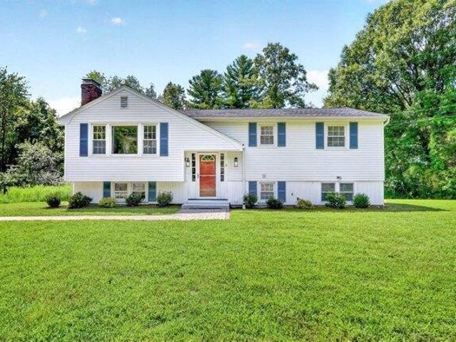 House for sale in Bedford, Middlesex County