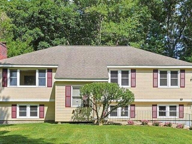House for sale in Bedford, Middlesex County