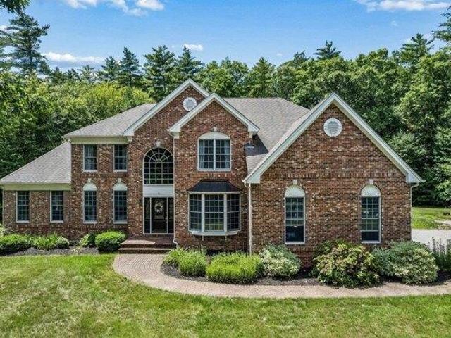 House for sale in New Hampshire
