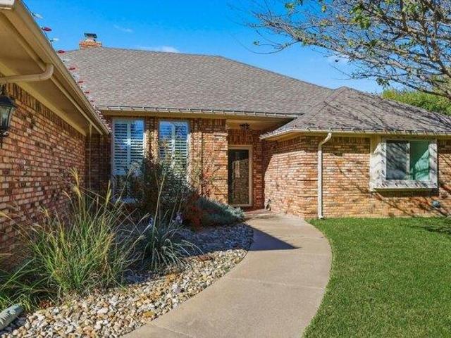 House for sale in Bedford, Texas
