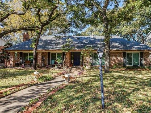 House for sale in Bedford, Texas