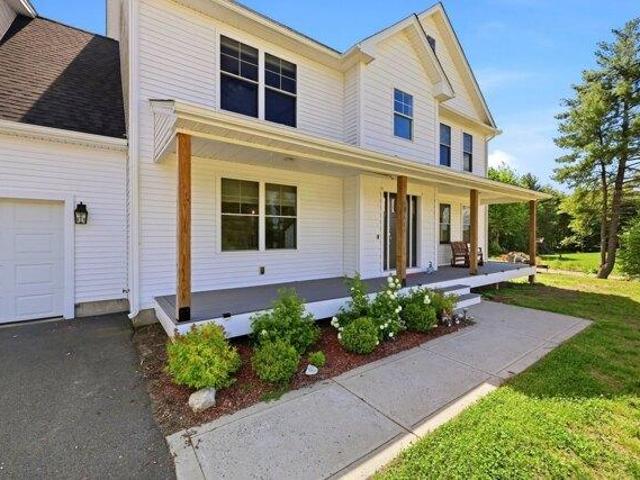House for sale in Belchertown, Hampshire County