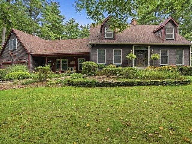 House for sale in Belchertown, Hampshire County