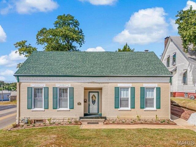 House for sale in Belleville, Illinois