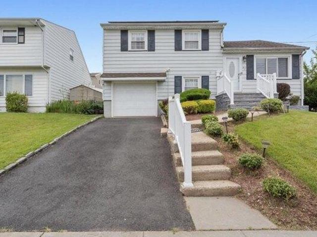 House for sale in Belleville, Essex County