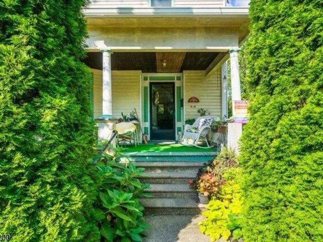 House for sale in Belvidere, Warren County