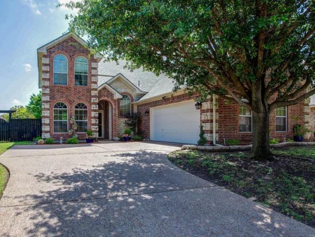 House for sale in Benbrook House for sale in Benbrook