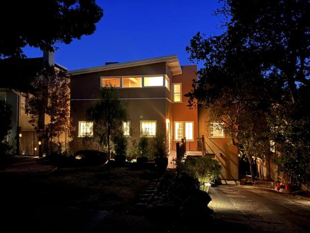 Condo for rent in Berkeley