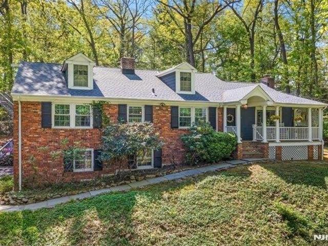 House for sale in Berkeley Heights, New Jersey