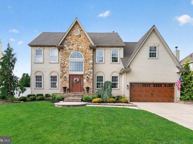 House for sale in Berlin, New Jersey
