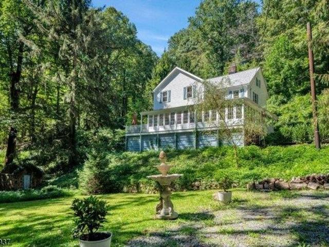 House for sale in Bernardsville, Somerset County